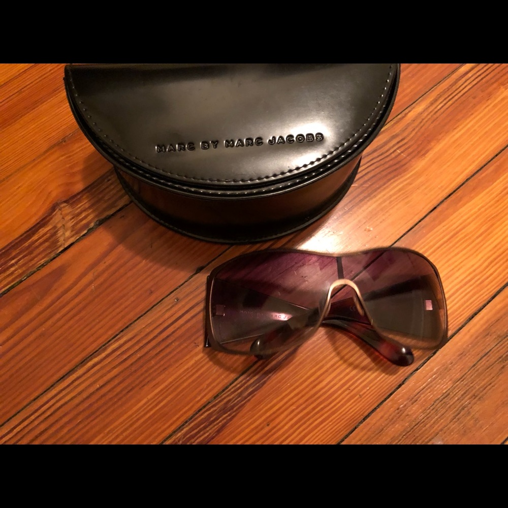 Marc Jacobs sunglasses